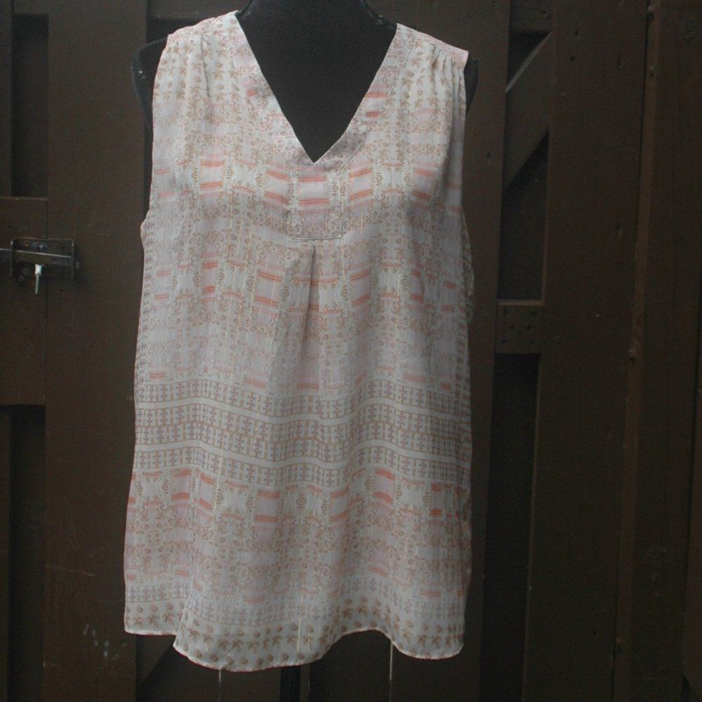 Tabitha Webb L Gold Accent Floral Print V-Neck NEW
